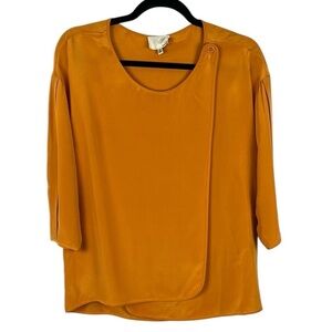 Aritzia Wilfred Le Fou Classic Silk Overlay 3/4 Sleeve Blouse XS Mustard Yellow